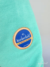 Lade das Bild in den Galerie-Viewer, inselverliebt Hoodie &quot;Im Herzen am Meer&quot; in lindgruen